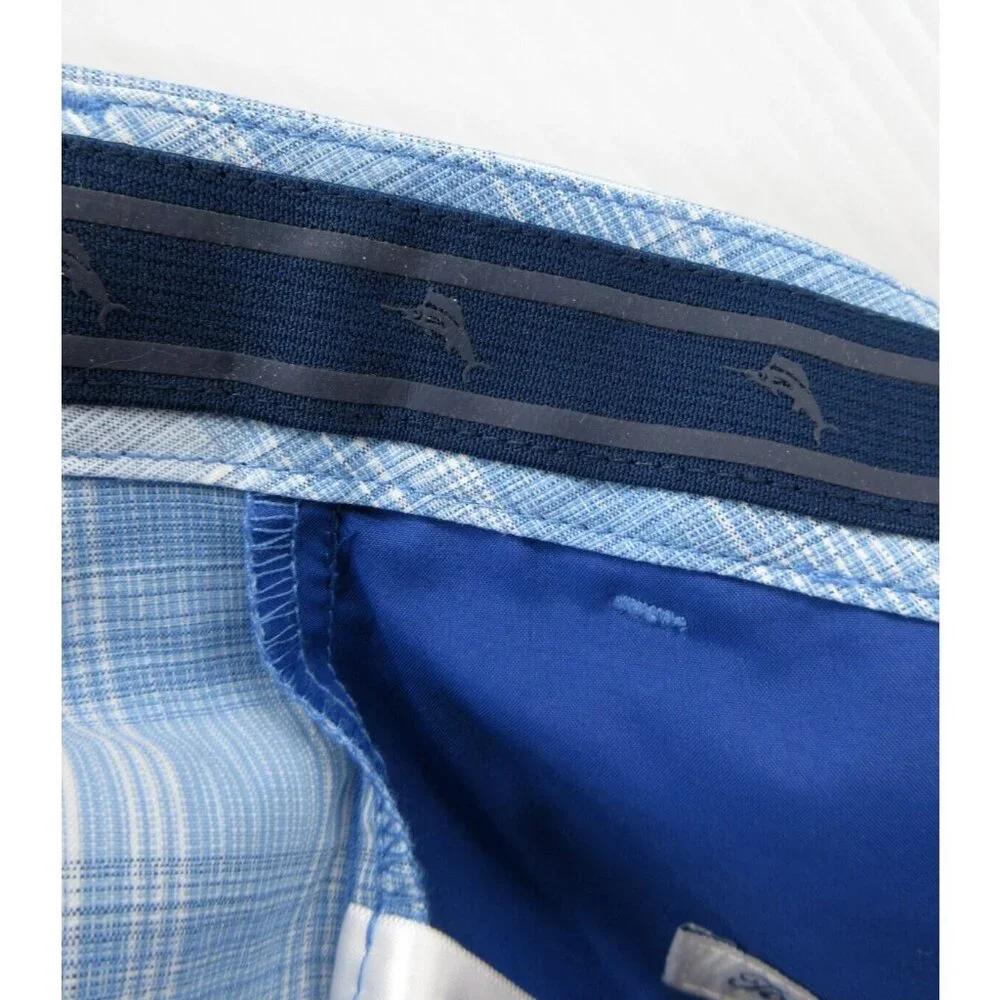 Tommy Bahama Shorts 42 Chino Golf Performance Plaid Stretch Marlin